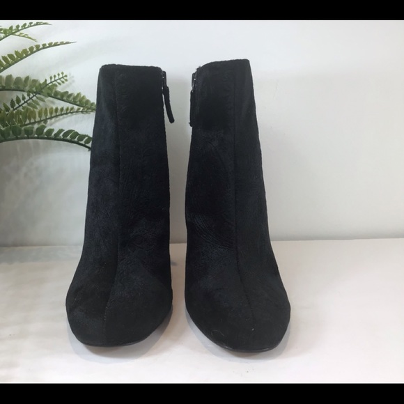 Ankle_Boots_&_Booties